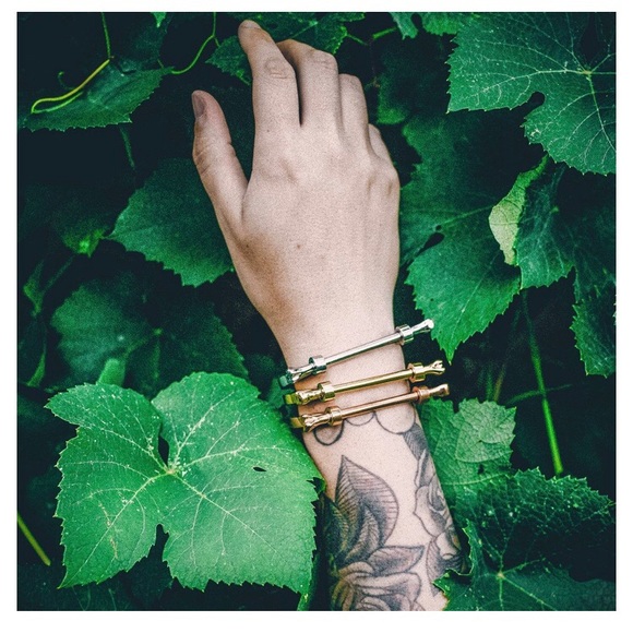 Mister Bone Bracelet - Picture 10 of 11